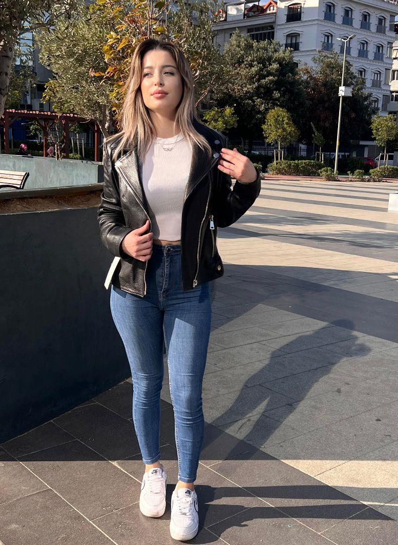 Siyah Fermuarlı Hakiki Deri Ceket 