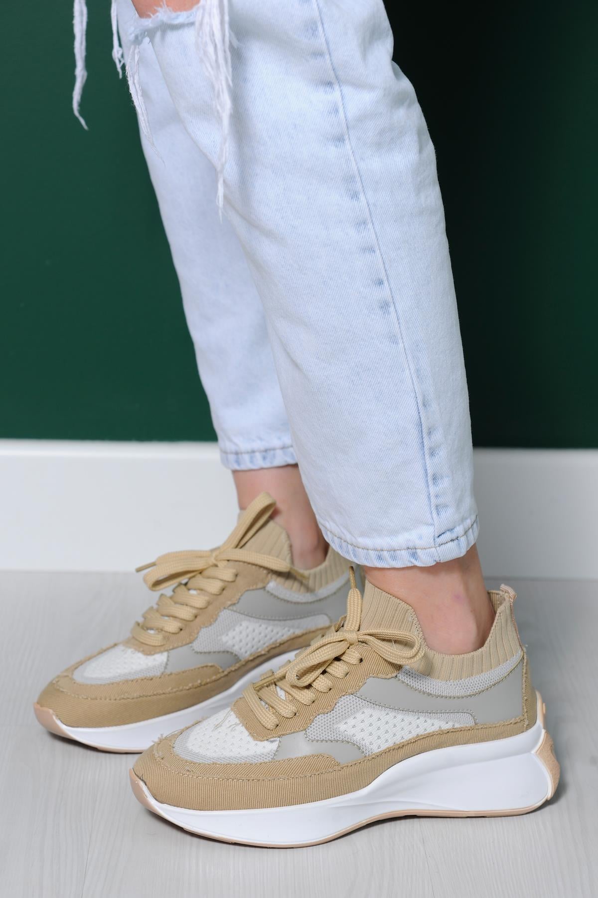Tor Nude & Beyaz Bağcıklı Sneakers 