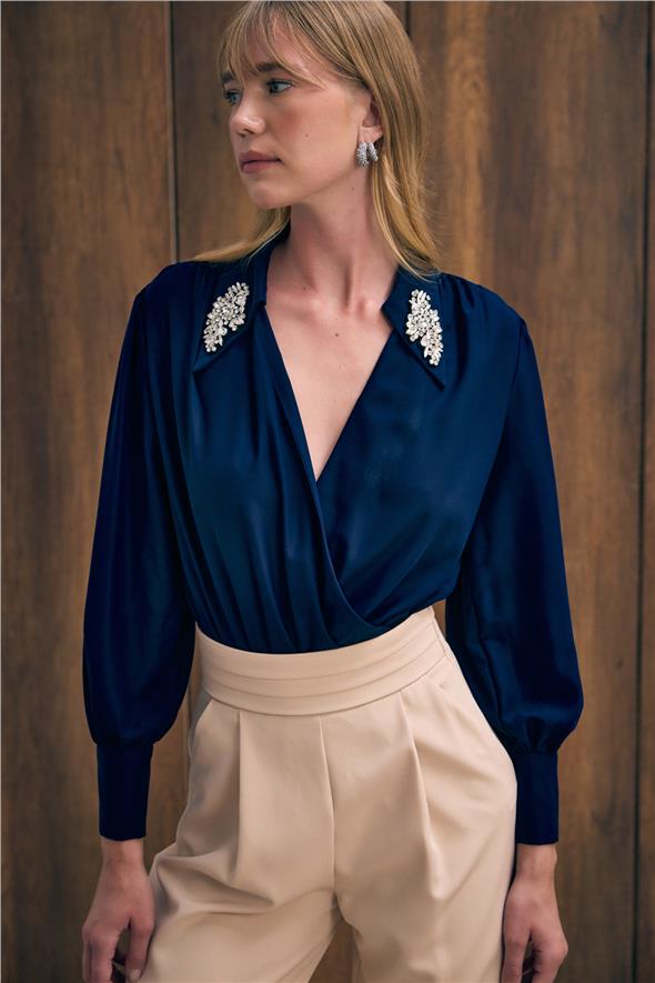 Aksesuar Detaylı Bodysuit Bluz - Lacivert