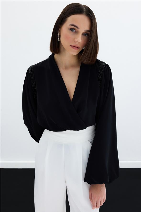 Aksesuar Detaylı Bodysuit Bluz - Siyah