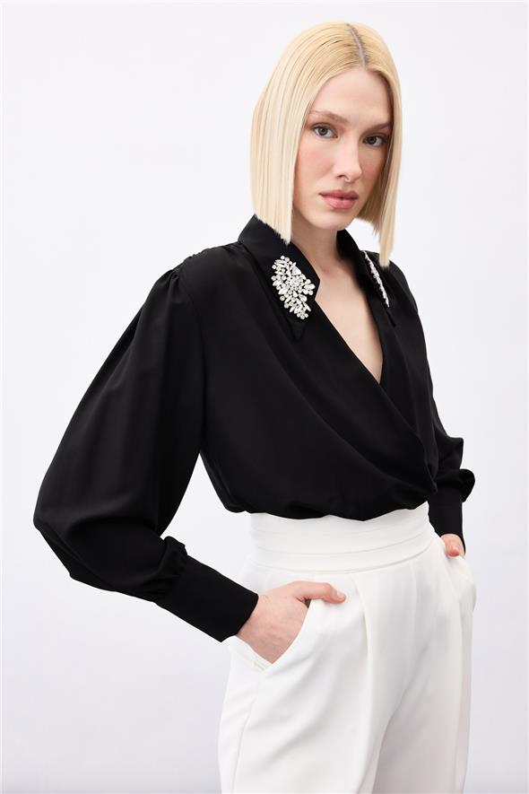Aksesuar Detaylı Bodysuit Bluz - Siyah