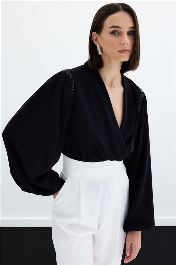 Aksesuar Detaylı Bodysuit Bluz - Siyah