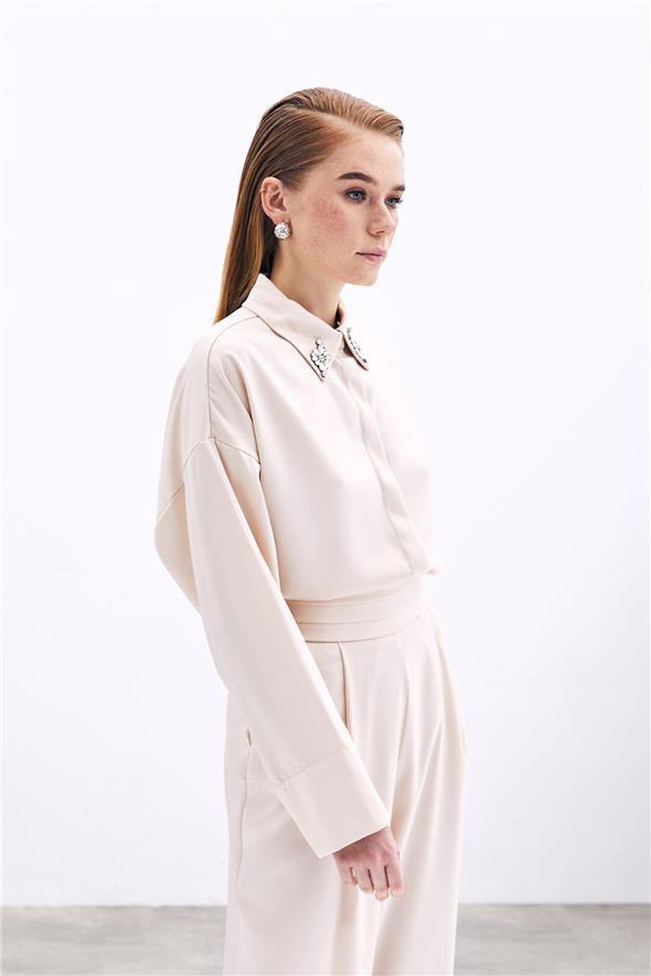 Aksesuar Detaylı Gömlek - Bej