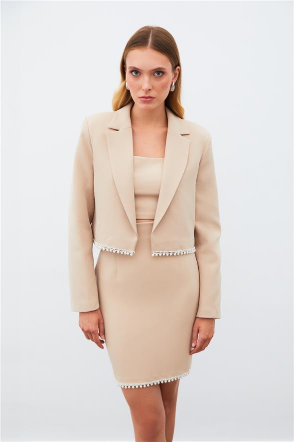 Aksesuarlı Kısa Ceket - Bej