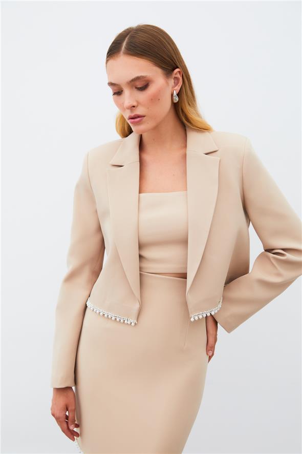 Aksesuarlı Kısa Ceket - Bej