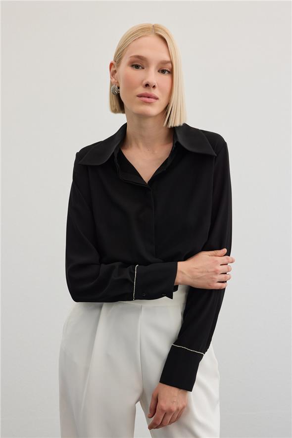 Aksesuarlı Klasik Gömlek - Siyah