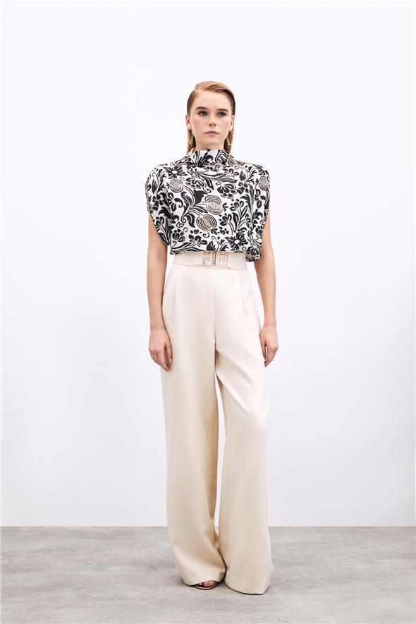 Aksesuarlı Yarasa Kol Bluz - Siyah