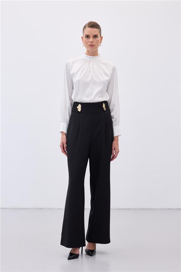 Bel Aksesuarlı Pantolon - Siyah