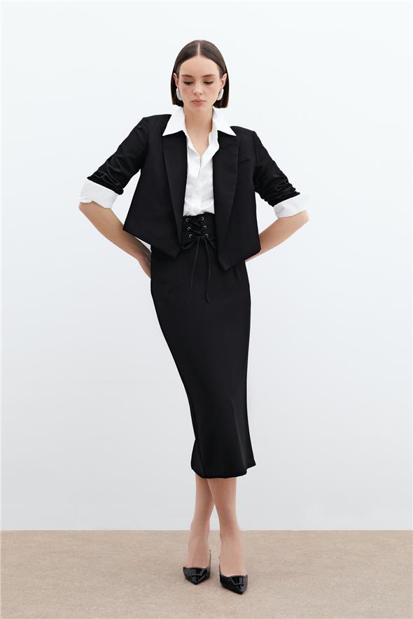 Bel Detaylı Kalem Etek - SİYAH