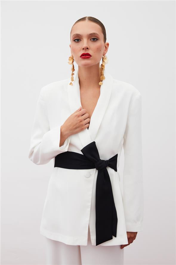 Beli Kuşaklı Uzun Ceket - Ekru