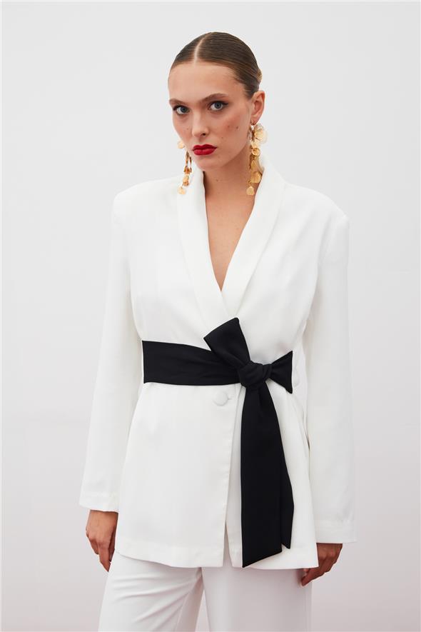 Beli Kuşaklı Uzun Ceket - Ekru
