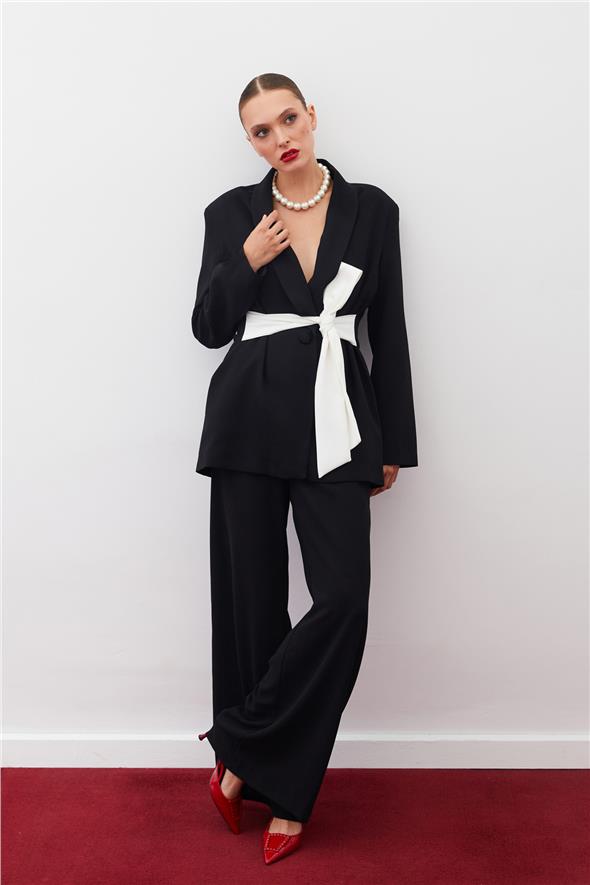 Beli Kuşaklı Uzun Ceket - Siyah