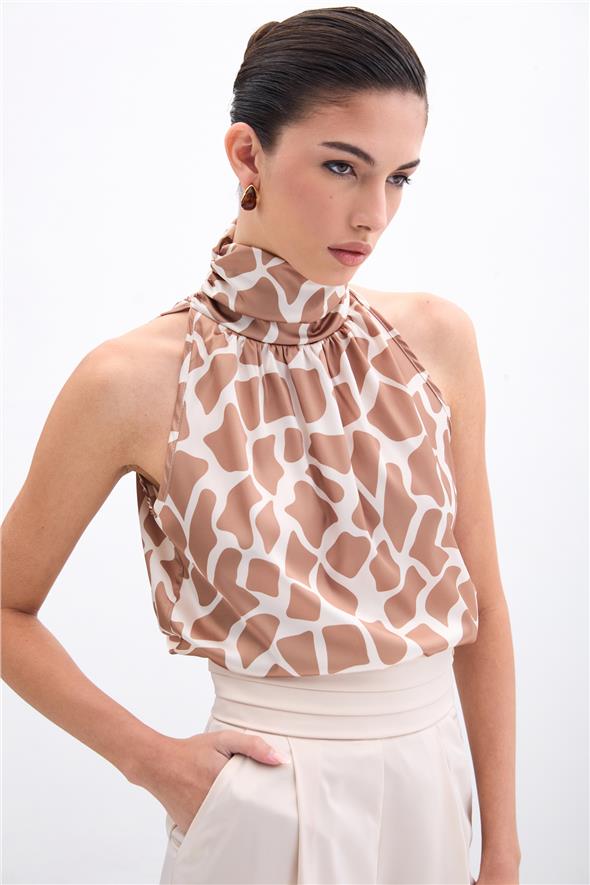 Boğazlı Kolsuz Bluz - Bej-Camel