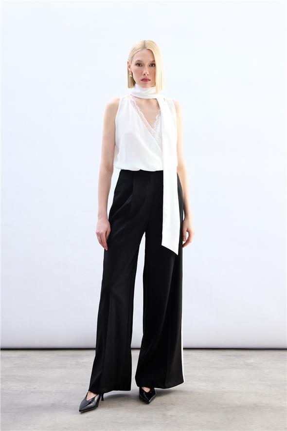 Dantel Detaylı Bodysuit Bluz - Ekru