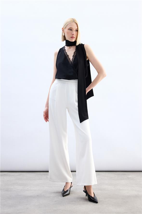 Dantel Detaylı Bodysuit Bluz - Siyah