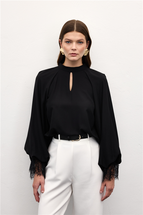 Dantel Detaylı Uzun Kollu Bluz - Siyah