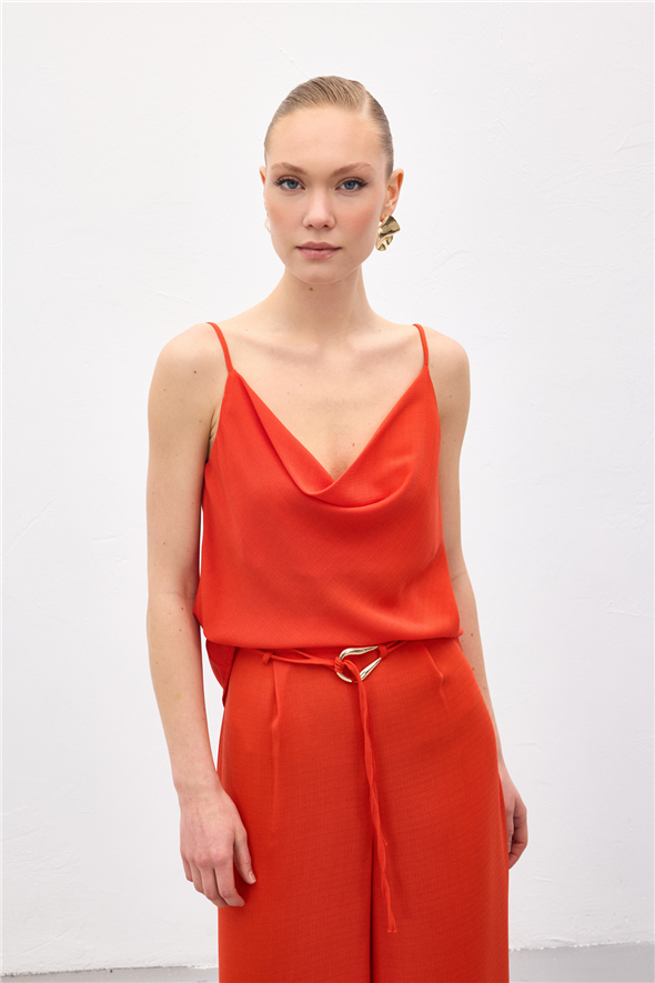 Degaje Yaka Dökümlü Bluz - Oranj