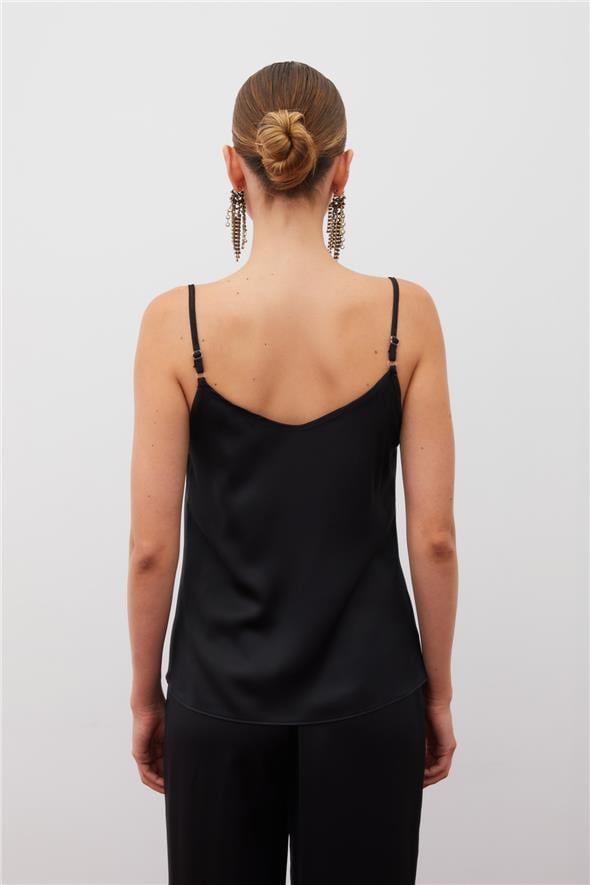 Degaje Yaka Saten Bluz - Siyah