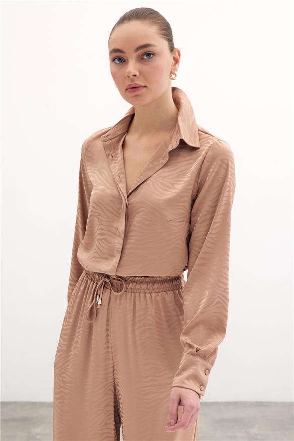 Desenli Düz Klasik Gömlek - Camel