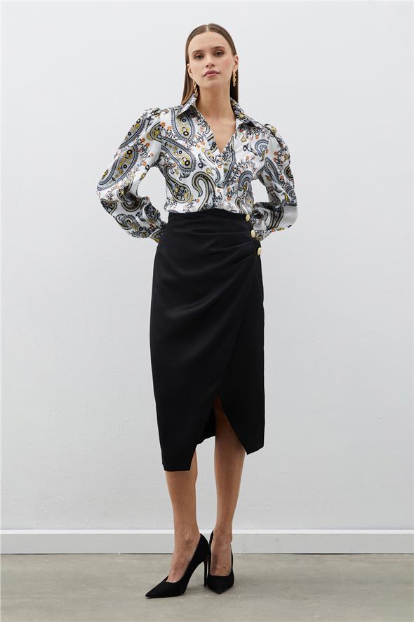 Düğme Aksesuarlı Saten Krep Etek - Siyah