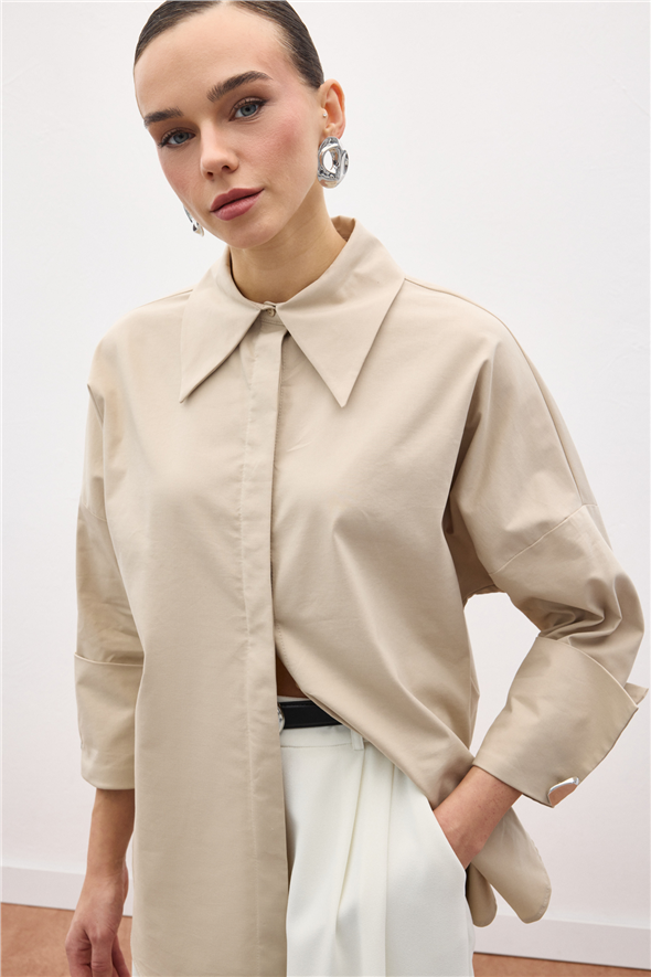 Düğme Detaylı Gömlek - Bej