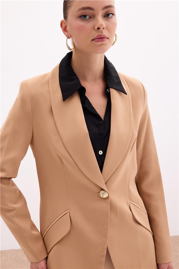 Düğme Detaylı Uzun Ceket - Camel