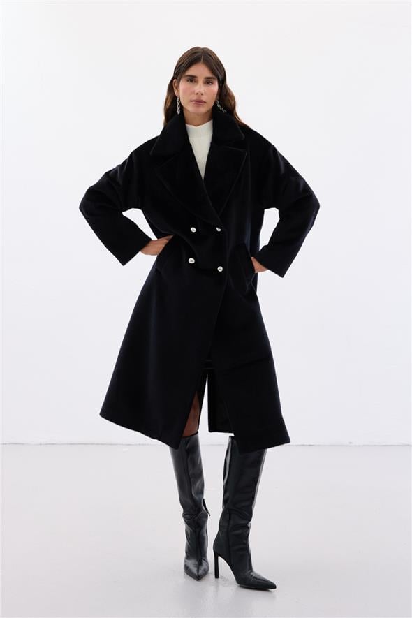 Düğme Detaylı Uzun Kaban - Siyah