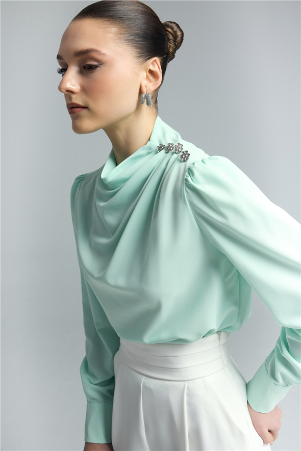 Düğmeleri Taş Detaylı Bluz - Mint