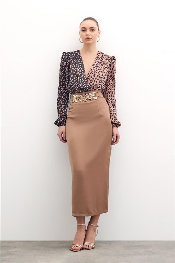 Gold Aksesuarlı Uzun Etek - Vizon