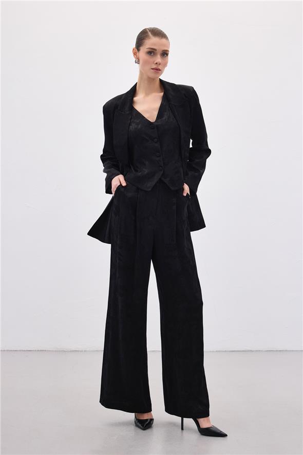 Jakarlı Bol Pantolon - Siyah