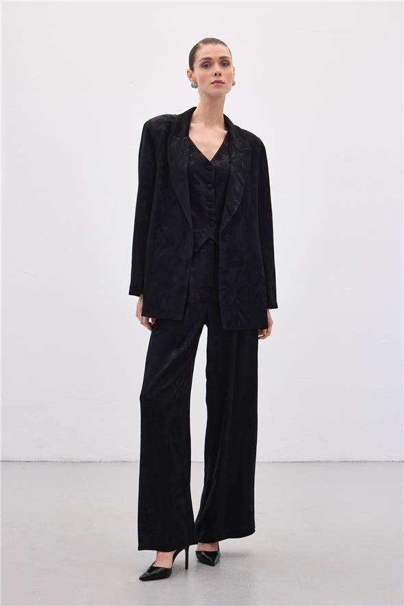 Jakarlı Uzun Ceket - Siyah