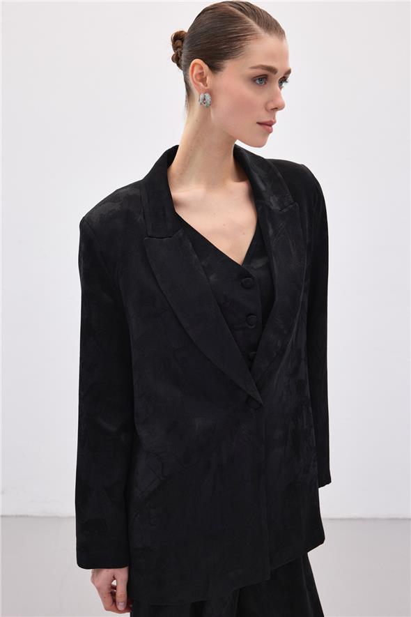 Jakarlı Uzun Ceket - Siyah