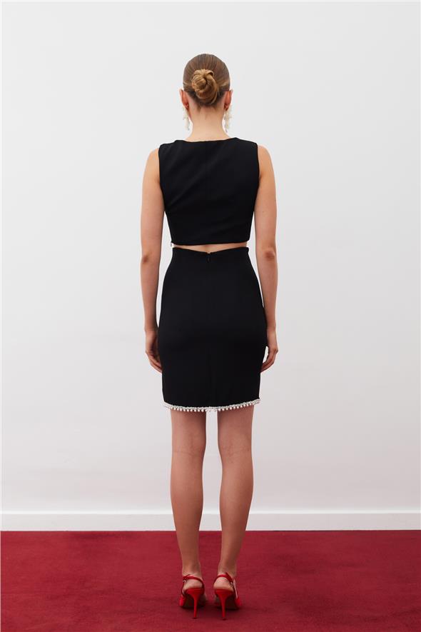 Kare Yaka Crop Bluz - Siyah