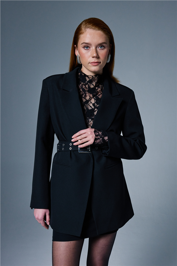 Kemer Detaylı Ceket - Siyah