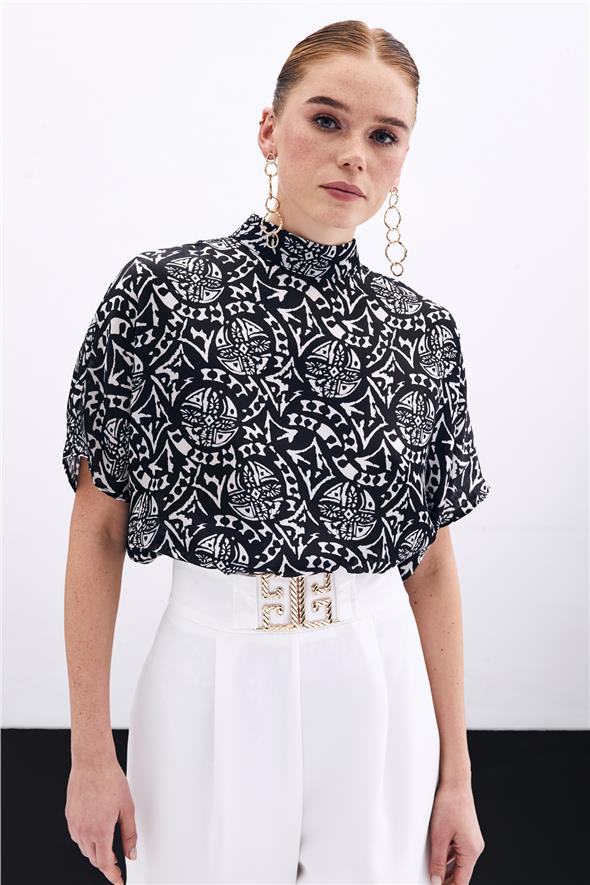 Kısa Kol Desenli Bluz - Siyah