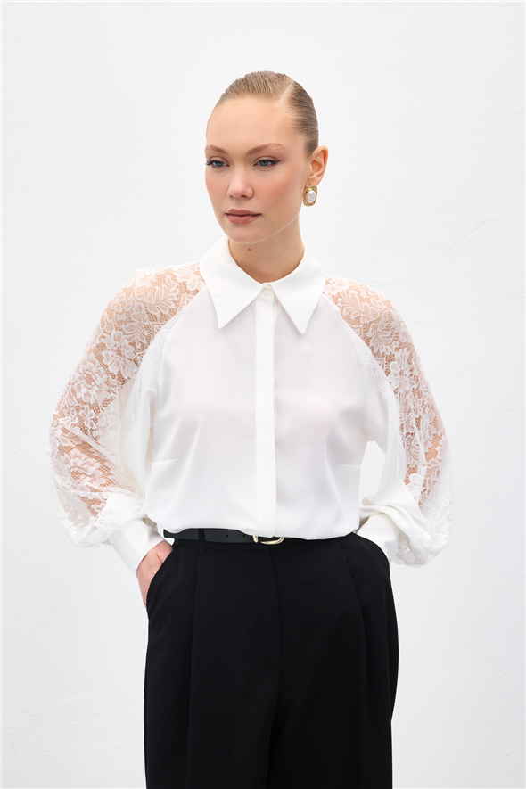 Kolları Dantel Detaylı Gömlek - Ekru