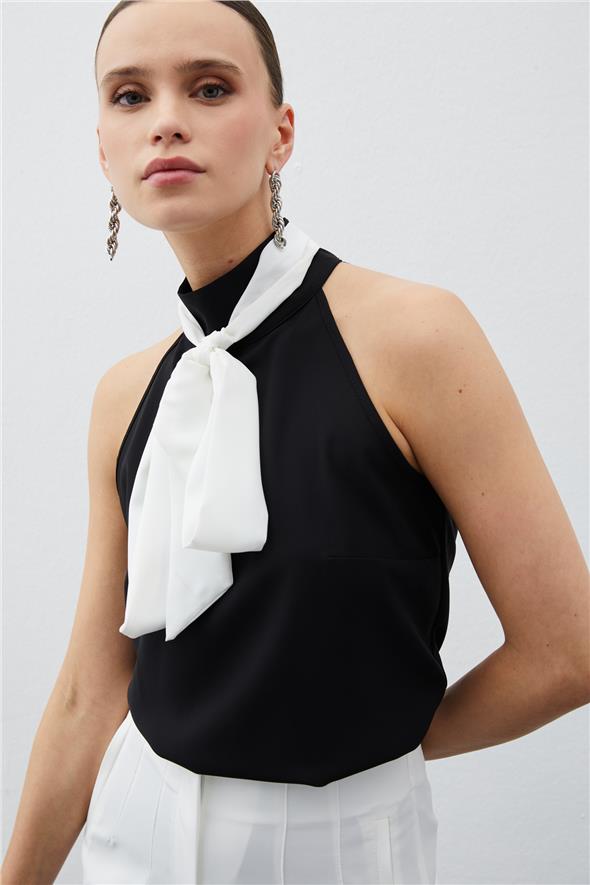 Kontrast Fularlı Kolsuz Bluz - Siyah