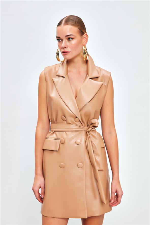 Kuşaklı Deri Yelek Elbise - Fındık