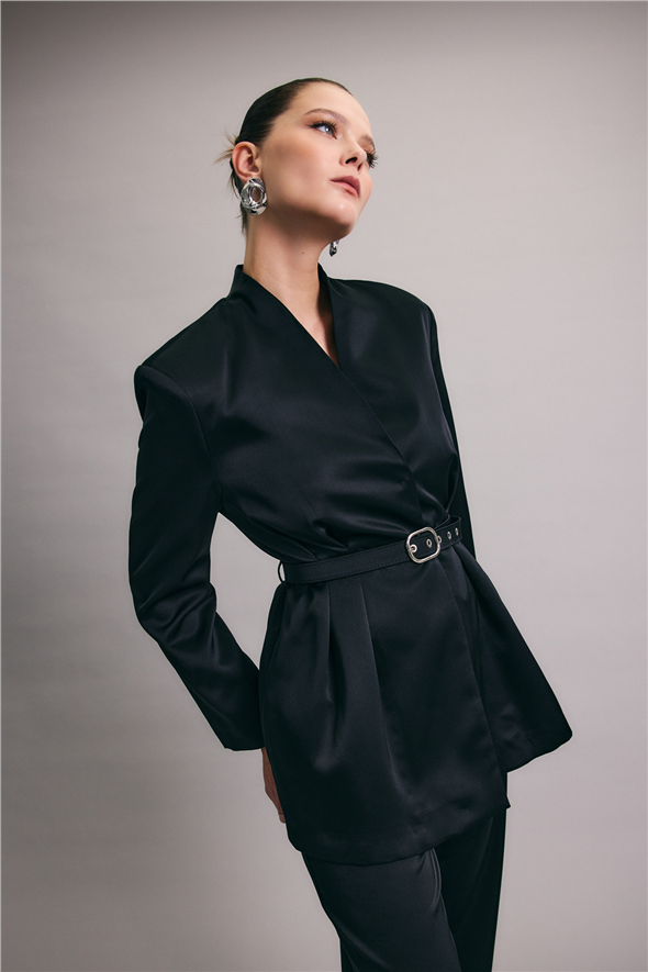 Lisa Kemerli Saten Ceket - Siyah