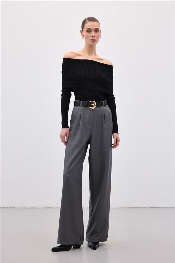 Madonna Yaka Triko - Siyah