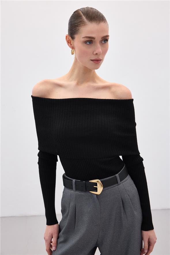 Madonna Yaka Triko - Siyah