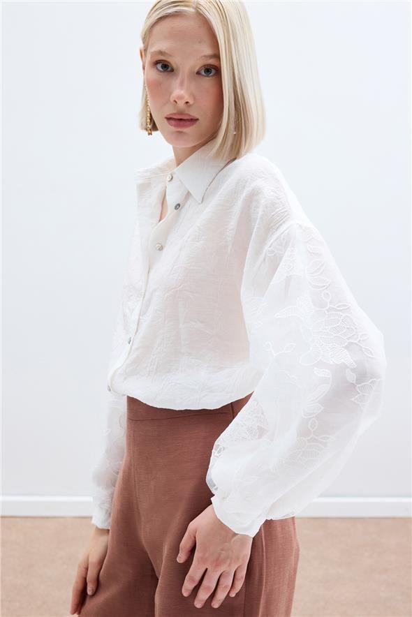 Nakış Detaylı Kraşlı Gömlek - Ekru