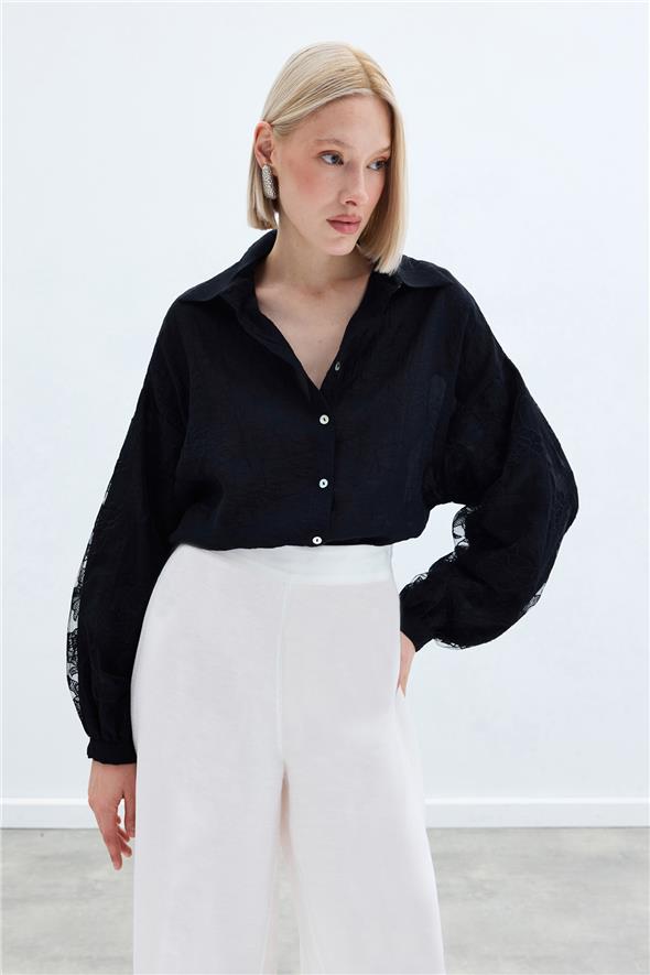 Nakış Detaylı Kraşlı Gömlek - Siyah