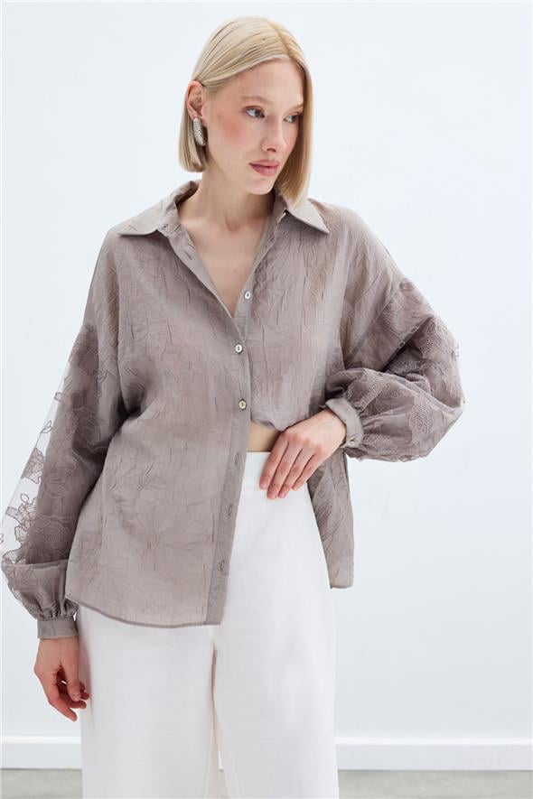 Nakış Detaylı Kraşlı Gömlek - Vizon