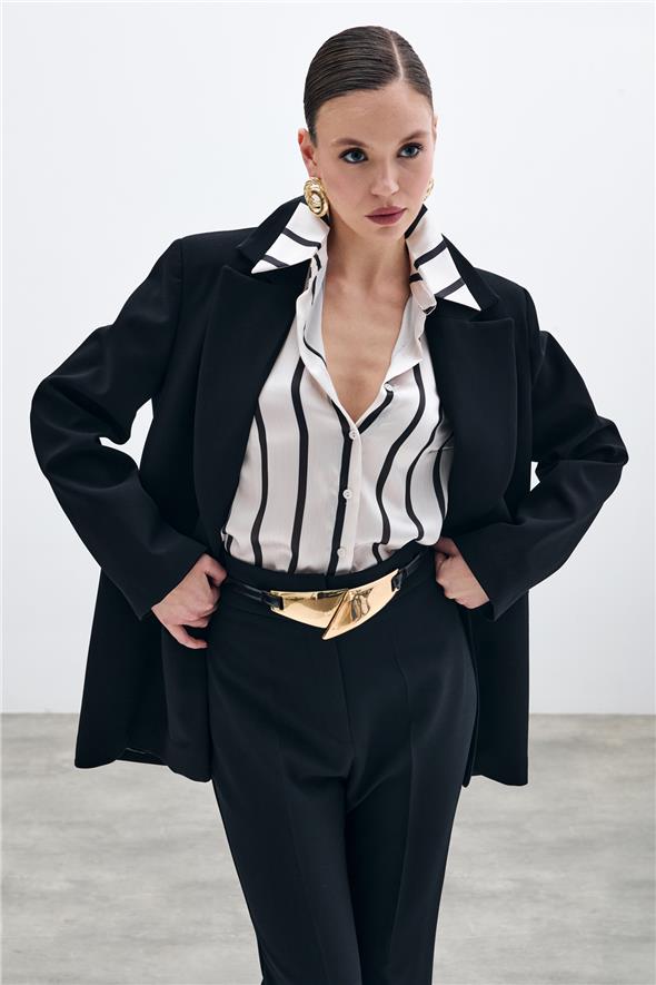 Ön Tek Düğmeli Uzun Ceket - Siyah