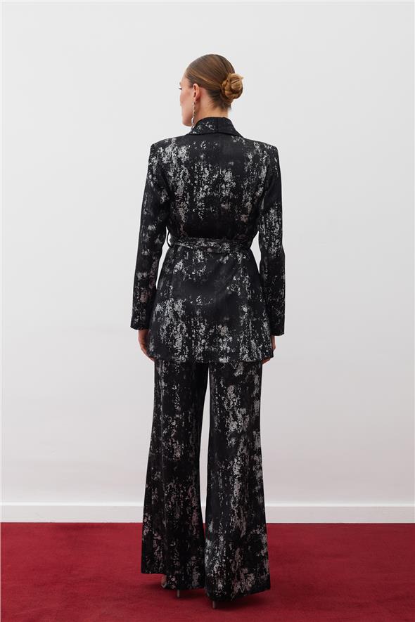 Parlak Desenli Kuşaklı Uzun Ceket - Siyah-Gümüş