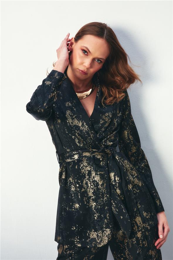 Parlak Desenli Kuşaklı Uzun Ceket - Siyah