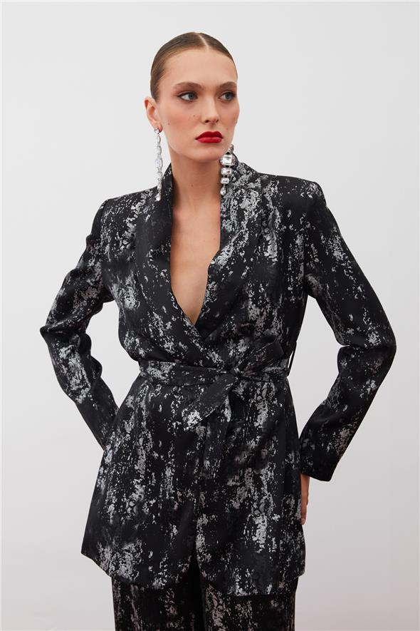 Parlak Desenli Kuşaklı Uzun Ceket - Siyah-Gümüş