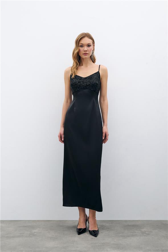 Payet Detaylı Saten Elbise - Siyah