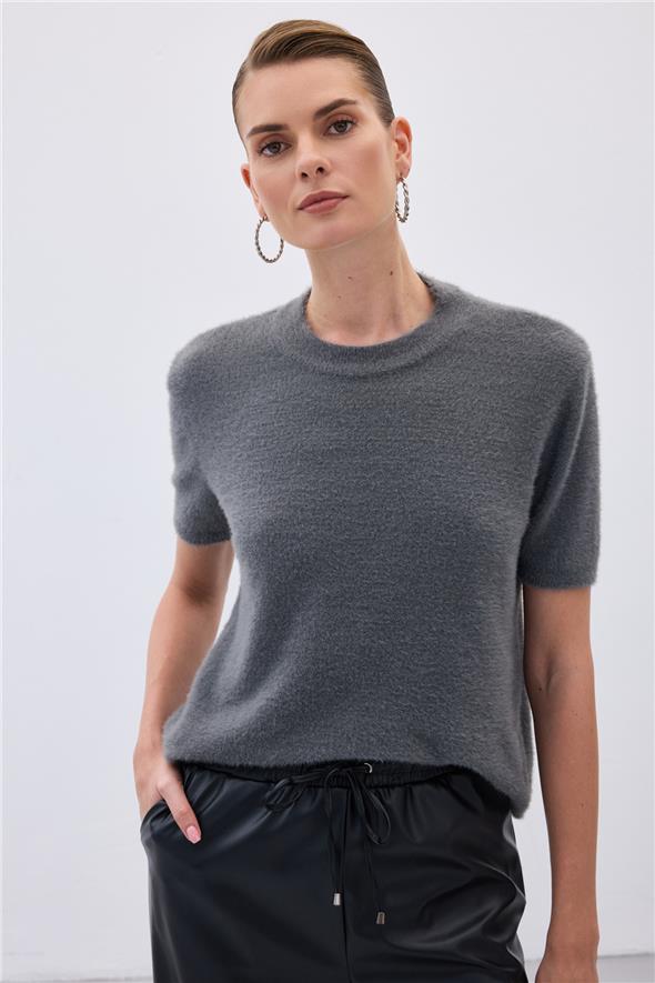 Sakallı Kısa Kol Triko - Antrasit